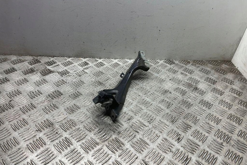 фото №10, Кронштейн передній lewego крила audi a6 allroad 4gh, 4gj 4g0821135a