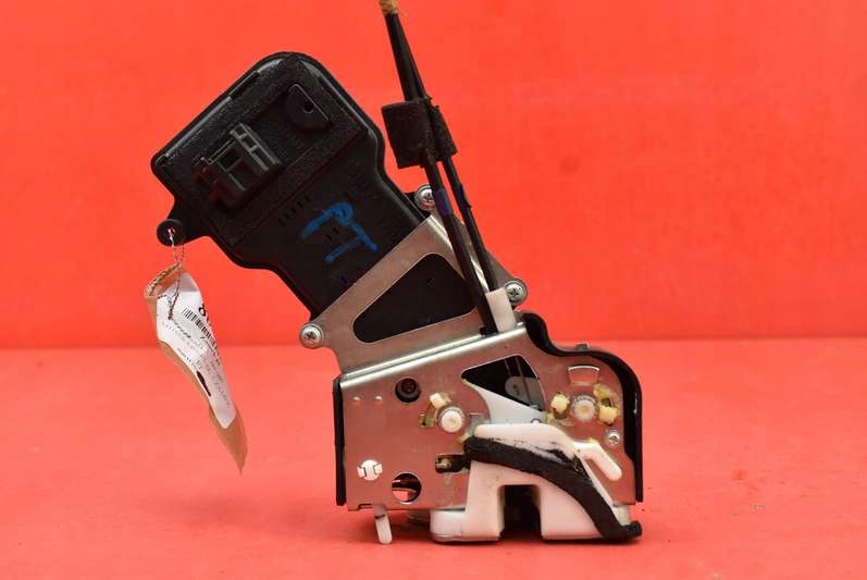 фото №1, Замок двері правий задня p3m71-a264a26-dh mazda 2 dy 07r