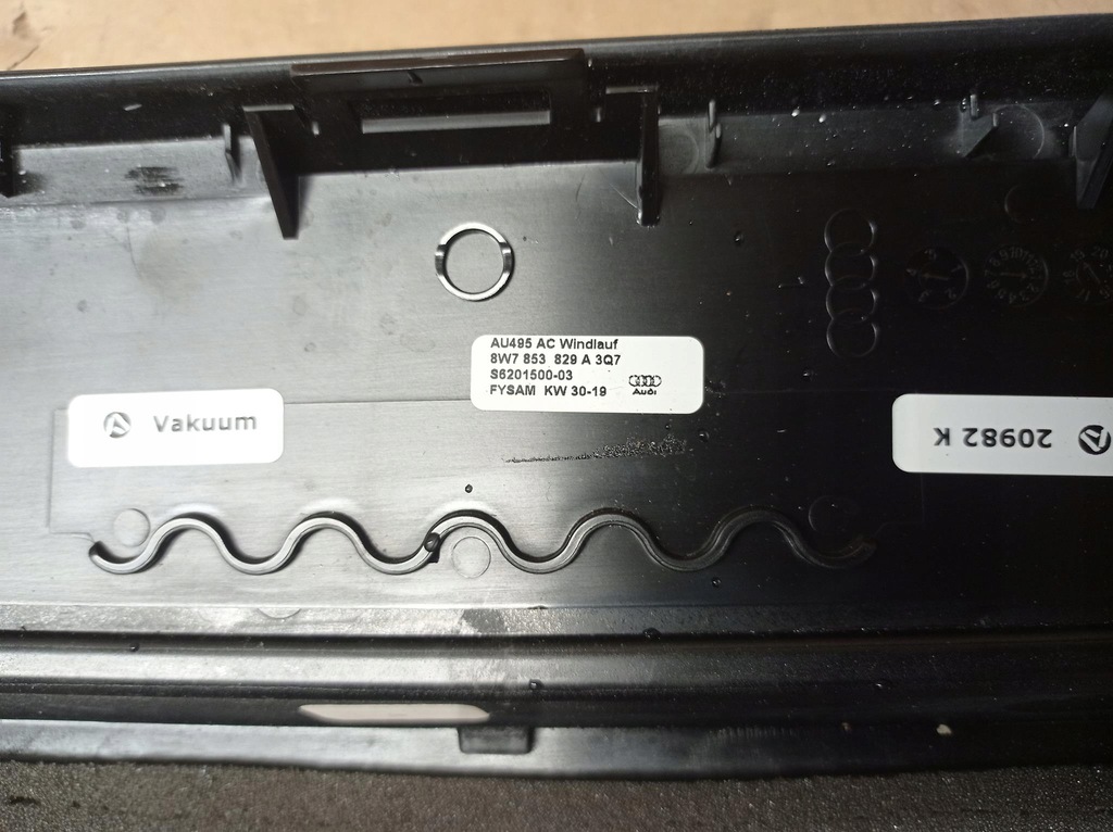 фото №9, Молдинг передньої скло audi a5 s5