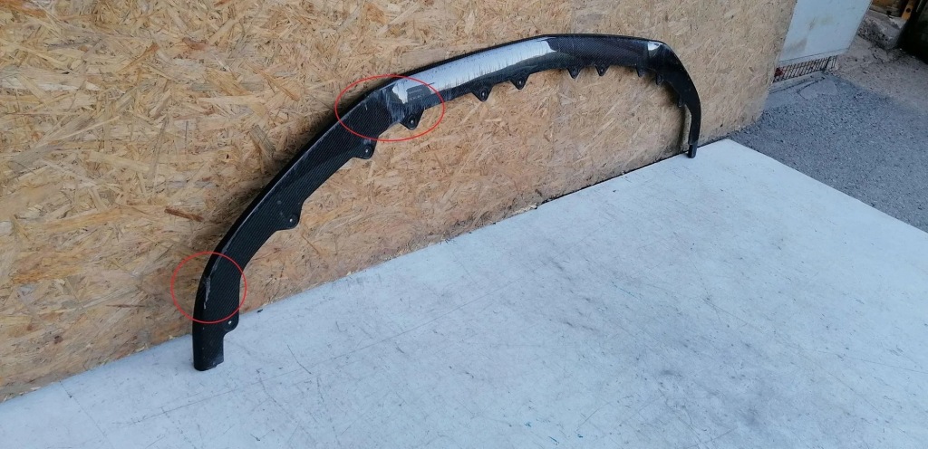 Нижня накладка бампера bentley bentayga 3sd071609 0.02l дизель 2020 Оригінал