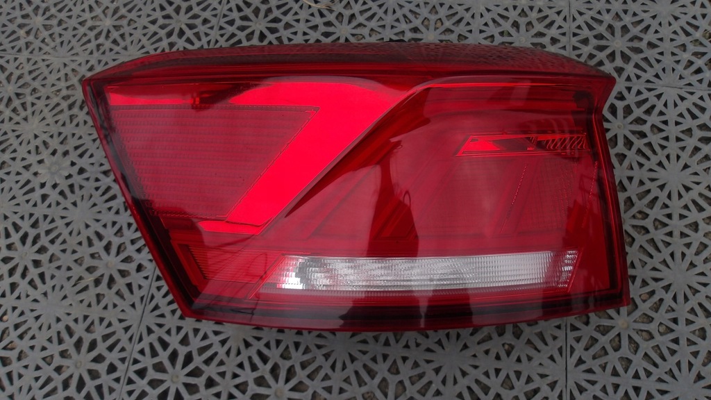 фото №1, Лампа левая задняя vw t-roc