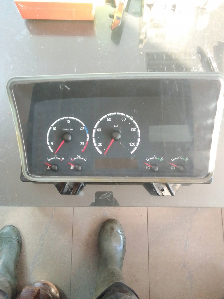 фото №1, Scania r счетчик приборы