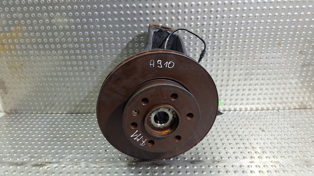 Купити Поворотний кулак лівий перед a9103322200 mercedes sprinter w910 fwd