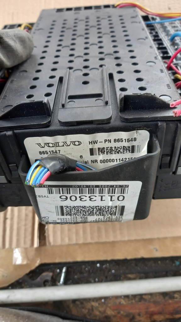 фото №1, Модуль bsi volvo s60 2.4b 01r sedan 8651548