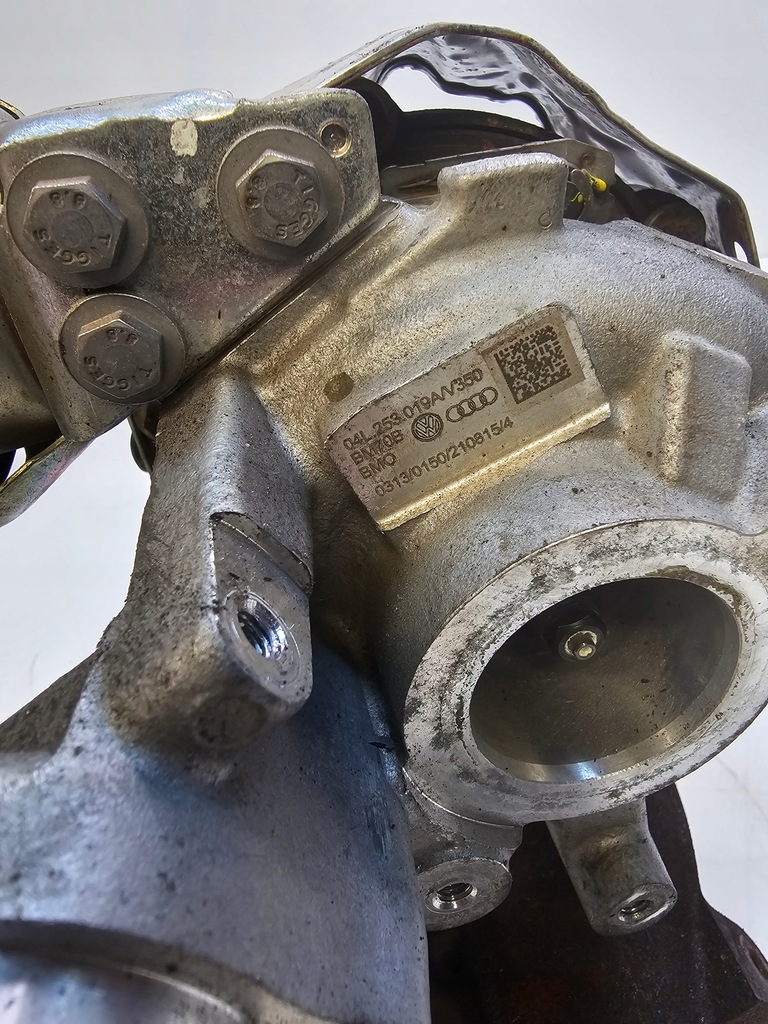 фото №8, Турбонагнетатель audi a4 b9 a5 8w 2.0 tdi 04l253019a