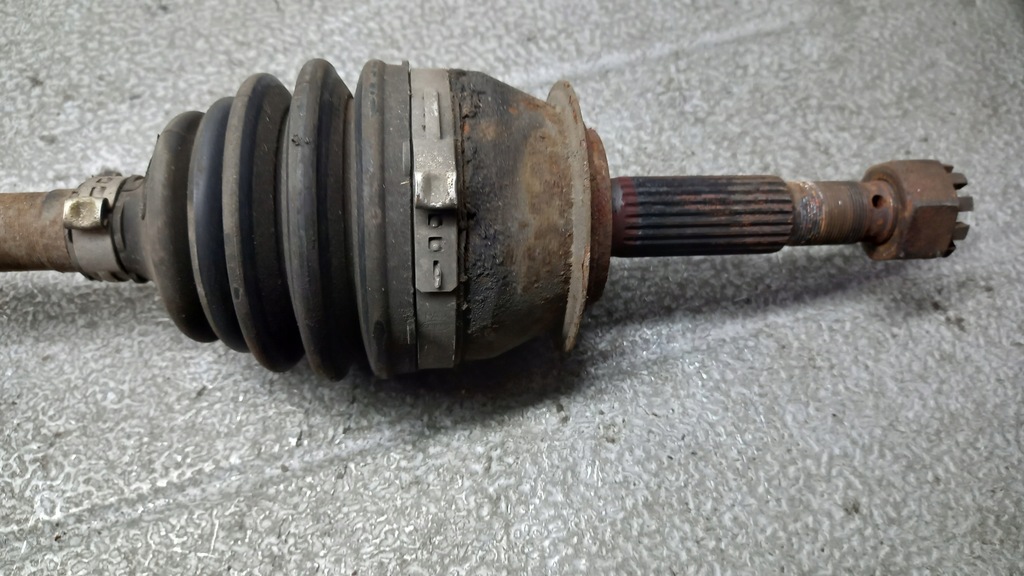 фото №2, Привідний вал права перед opel corsa b