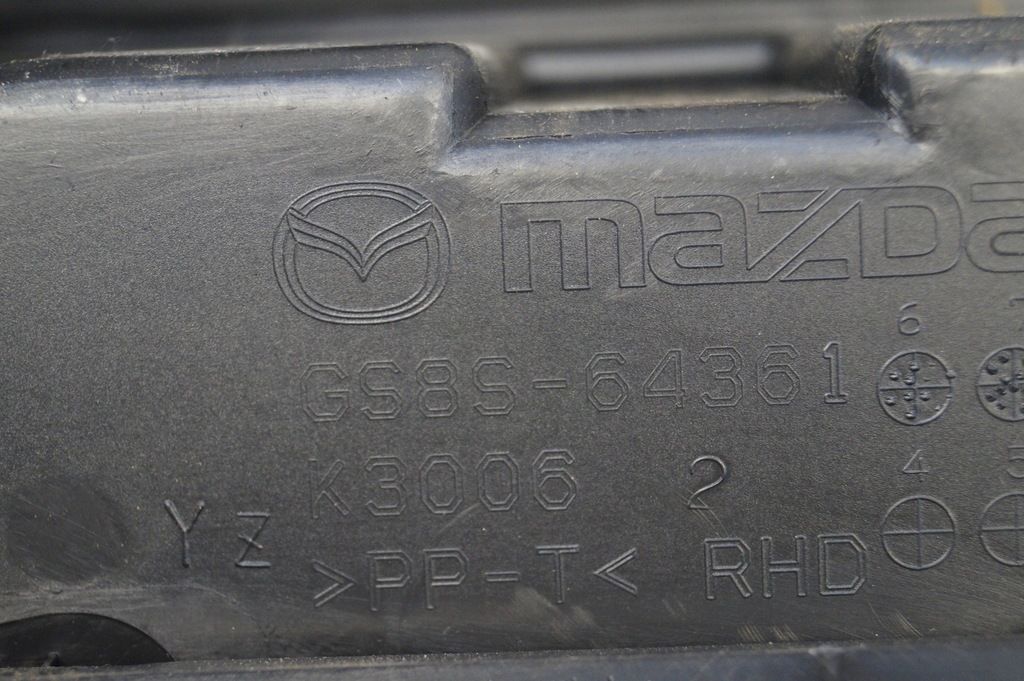 фото №8, Mazda 6 gh 08-12 бардачок рамка na напитки кружка