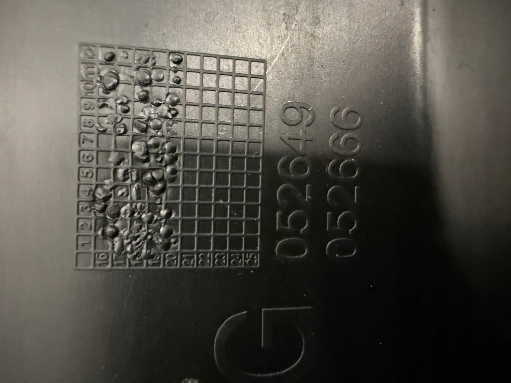 Купить Комплект решётка бампера перед citroen c4 picasso рестайлинг  aa37703404/aa37703402