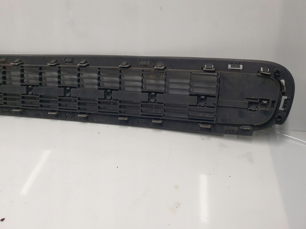 фото №12, Mini cooper r56 бензин 06-10 решётка средняя бампера