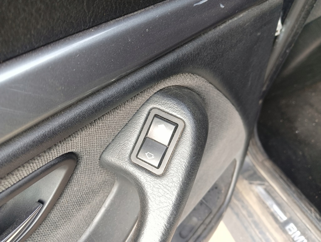 фото №1, Панель переключатель окон bmw e39 левый задняя