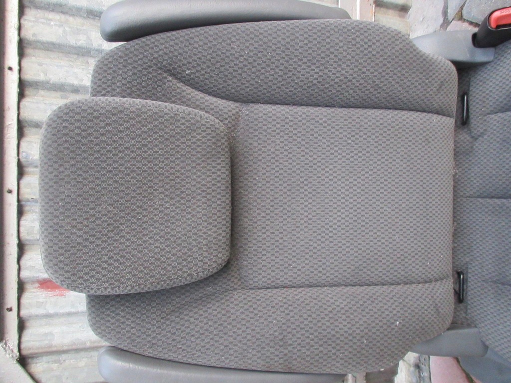 фото №11, Chrysler grand voyager iv 2.8 crd сидіння задня 2 ряд