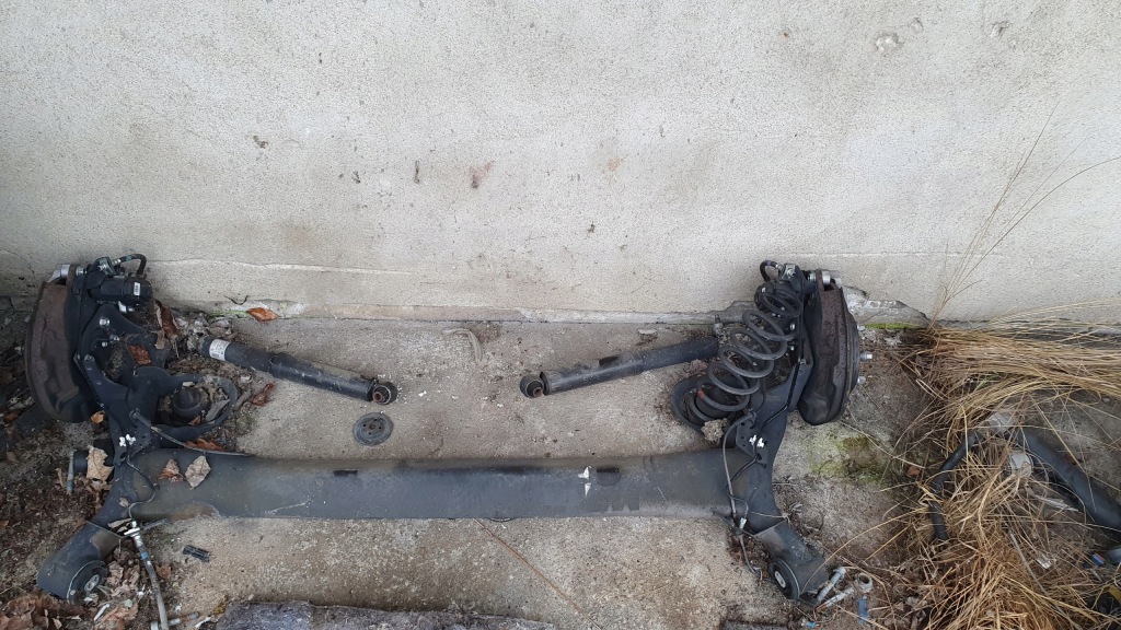 фото №1, Nissan qashqai j11 балка підвіска задня комплектна