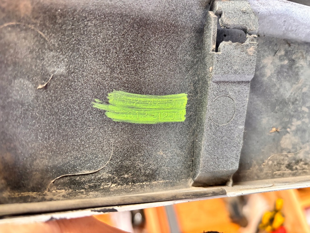 фото №14, Toyota rav4 lift 4 iv накладка молдинг крышки багажника хром задняя 76812-42090