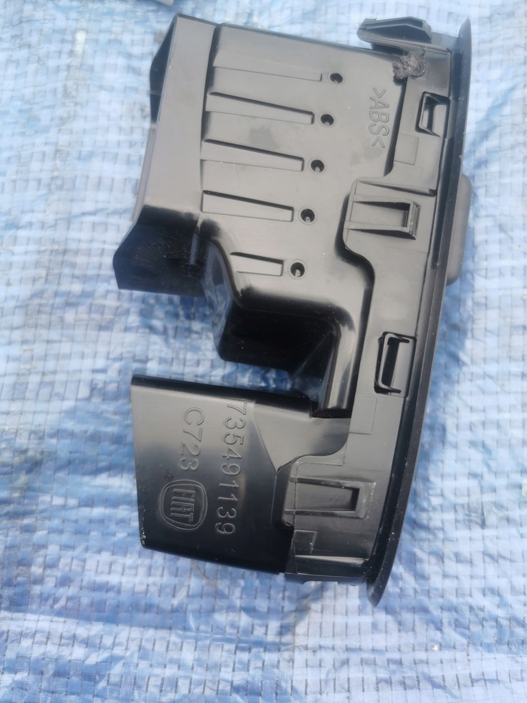 фото №7, Fiat panda iii решётка обдув правая 735491139