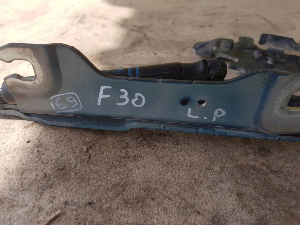 фото №3, Петля maki левый bmw f30