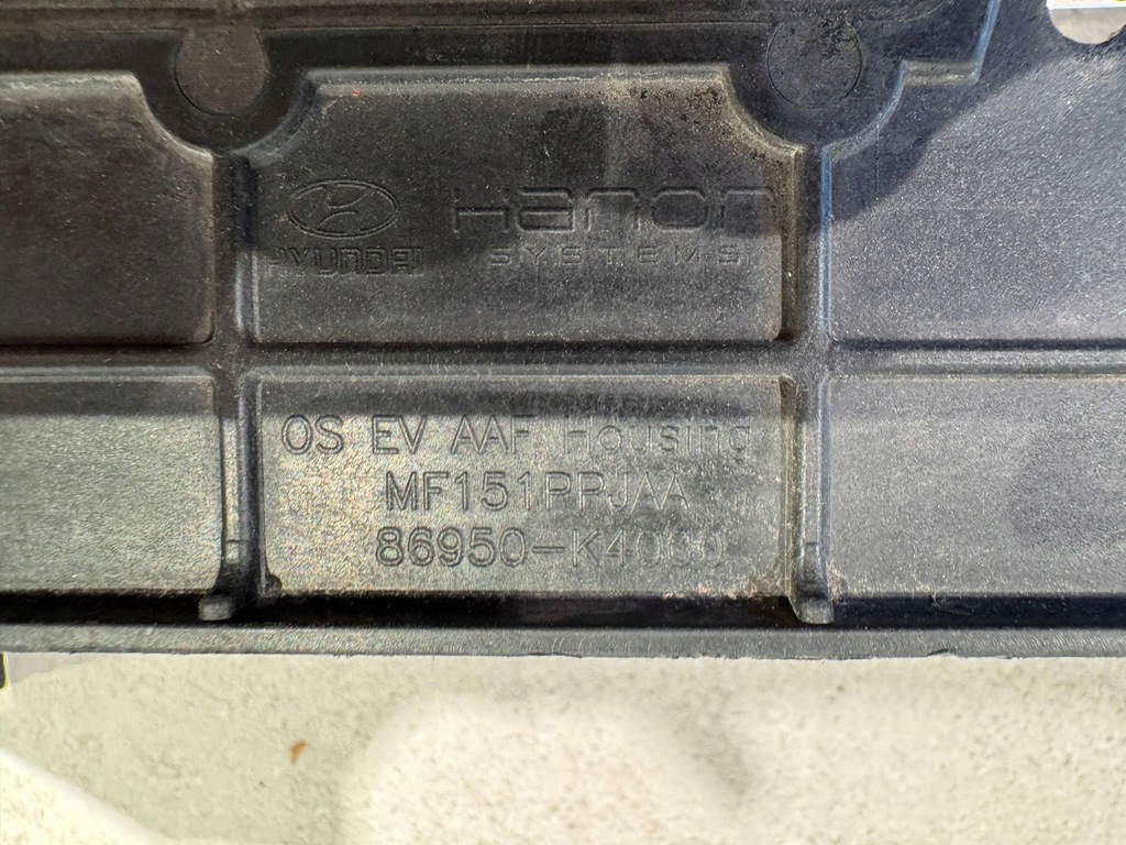 фото №7, Hyundai kona electric повітропровід повітря жалюзі 86950-k4000