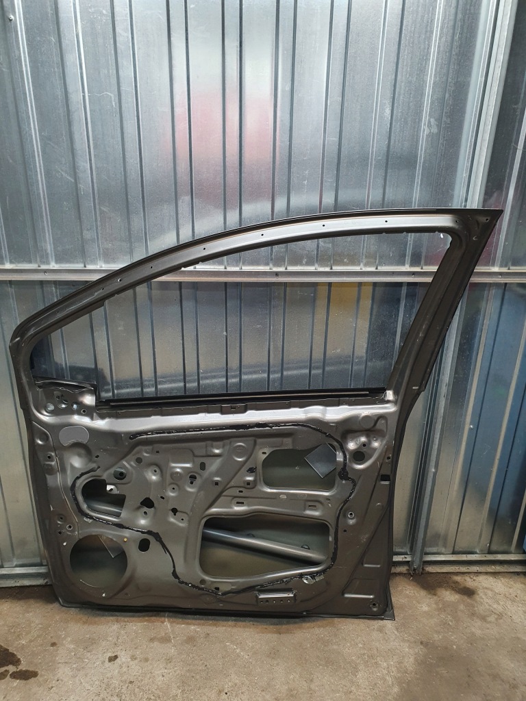 фото №4, Двері передні праве toyota yaris iii 2011-2019