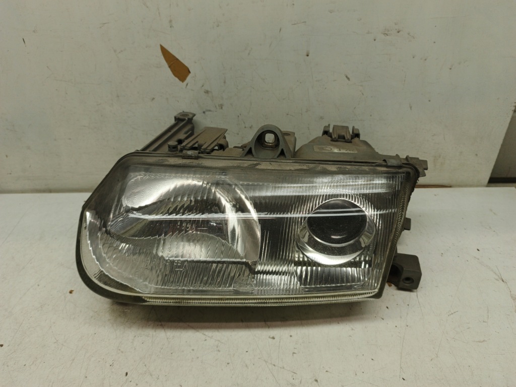 Купити Лампа передня ліва alfa romeo 146