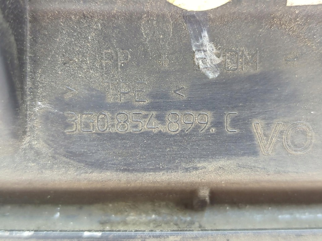 фото №8, Молдинг двері перед ліва сторона volkswagen passat b8 2016 3g0854899c