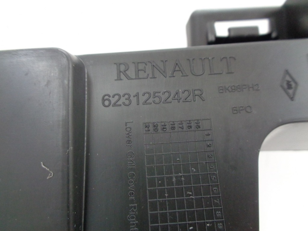 фото №3, Renault clio iv кронштейн номерного знака