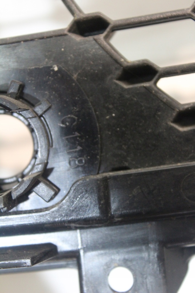 фото №9, Решётка радиатора mercedes cla 118 w118 oem