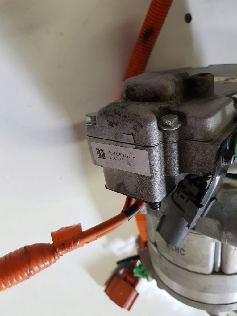 фото №2, Tesla x компресор кондиціонера