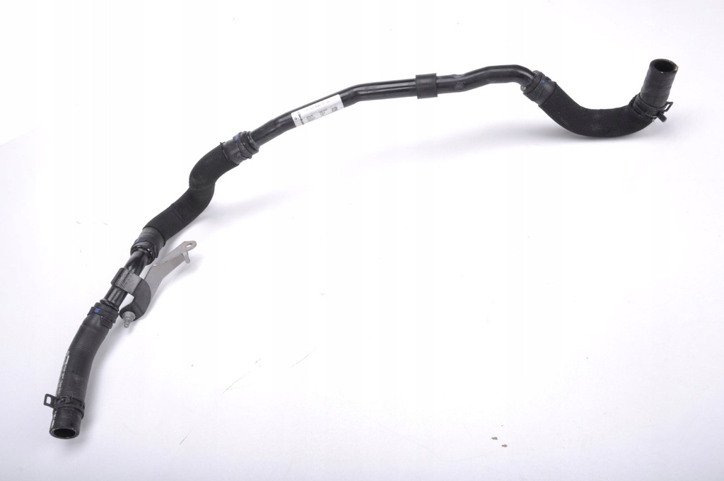 фото №1, Mercedes amg gt c190 4.0 v8 труба отопителя a1908304100