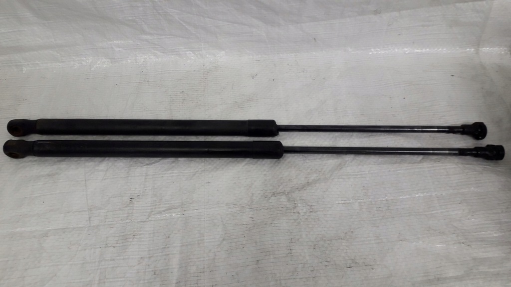 фото №7, Audi a3 8l fl амортизатори кришки 8d9827552h