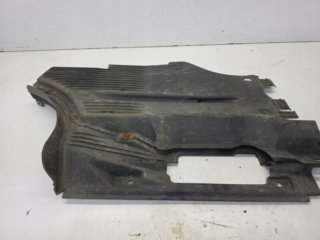 фото №11, Защита плита подвеска левый задняя audi q5 8r 8r0825215a оригинал 12