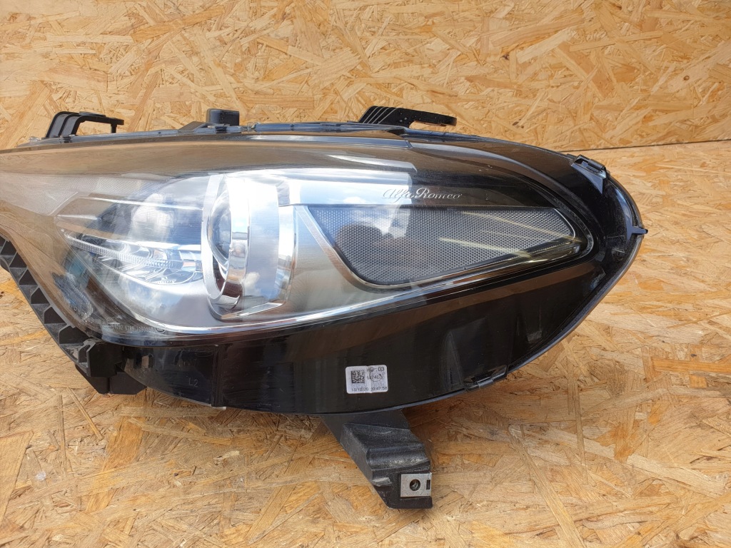 фото №5, Alfa romeo giulia лампа лівий перед 50564104