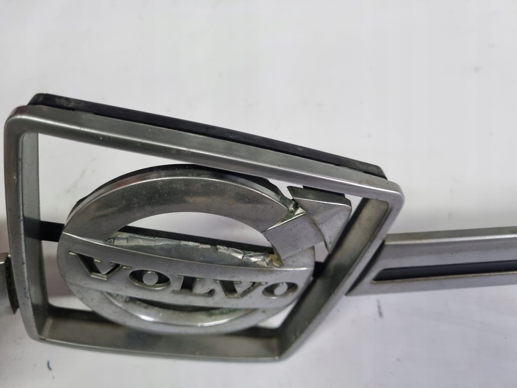 фото №6, Эмблема решётка капот кабины volvo fh 12 13