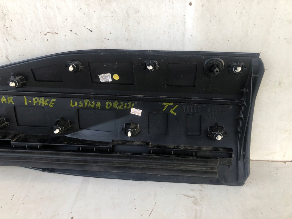 фото №7, Jaguar i-pace молдинг дверь