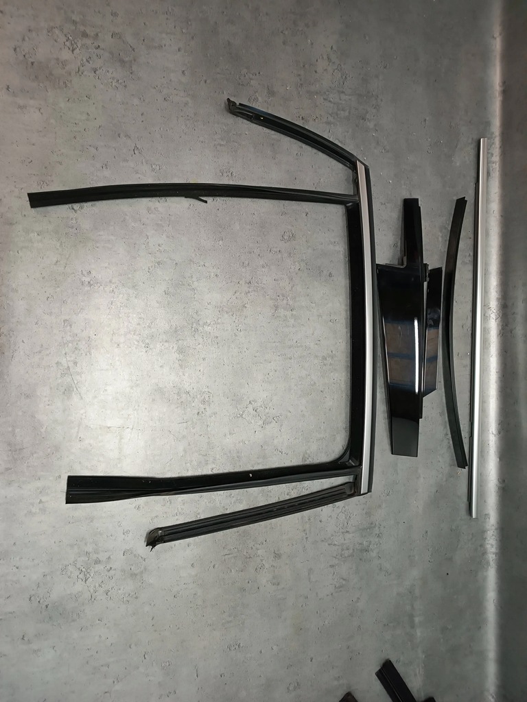 фото №1, Bmw x6 f16 рамка дверь правый задняя.