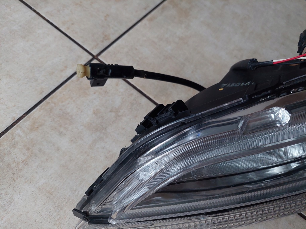 Фонарь  led - левая - противотуманная фара - hyundai tucson 3 - рестайлинг Оригинал