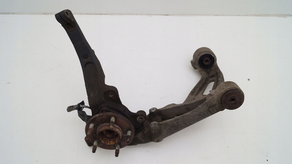 фото №1, Cadillac cts 3.2 02-07 поворотний кулак важіль лівий