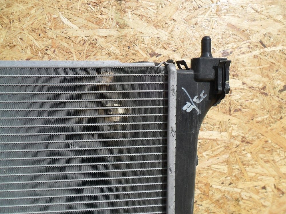 фото №5, Hyundai i20 pb 2008 2009 2010 2011 радиатор wody