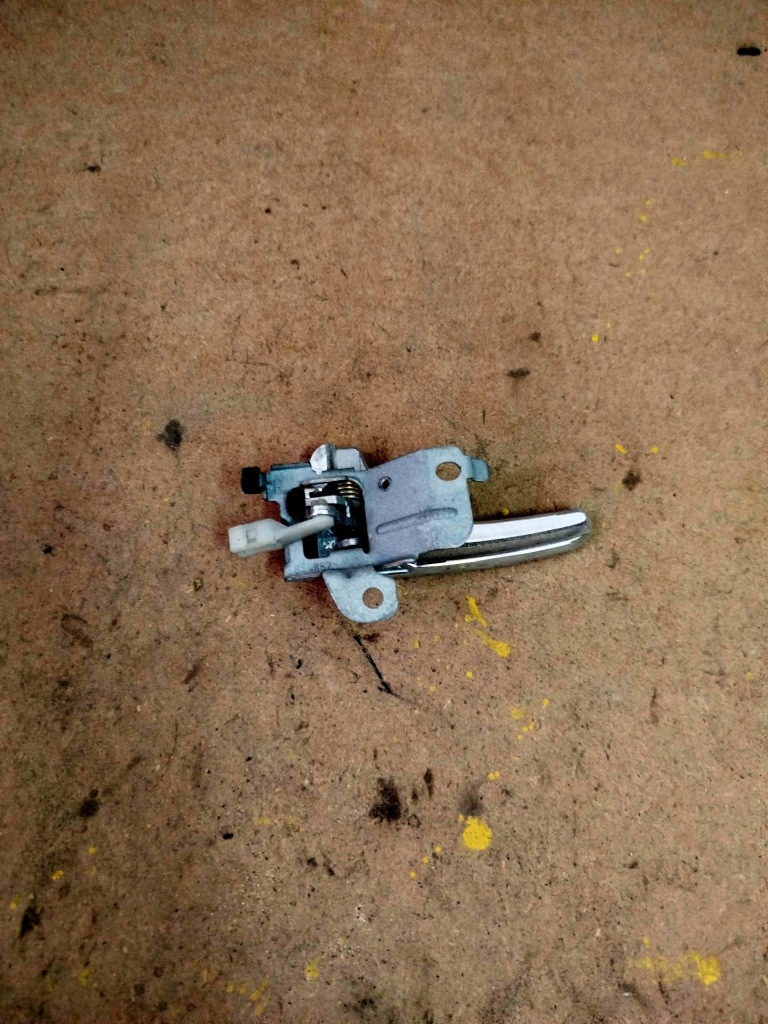 фото №2, Volvo v40 ручка внутрішня двері задня права оригінал