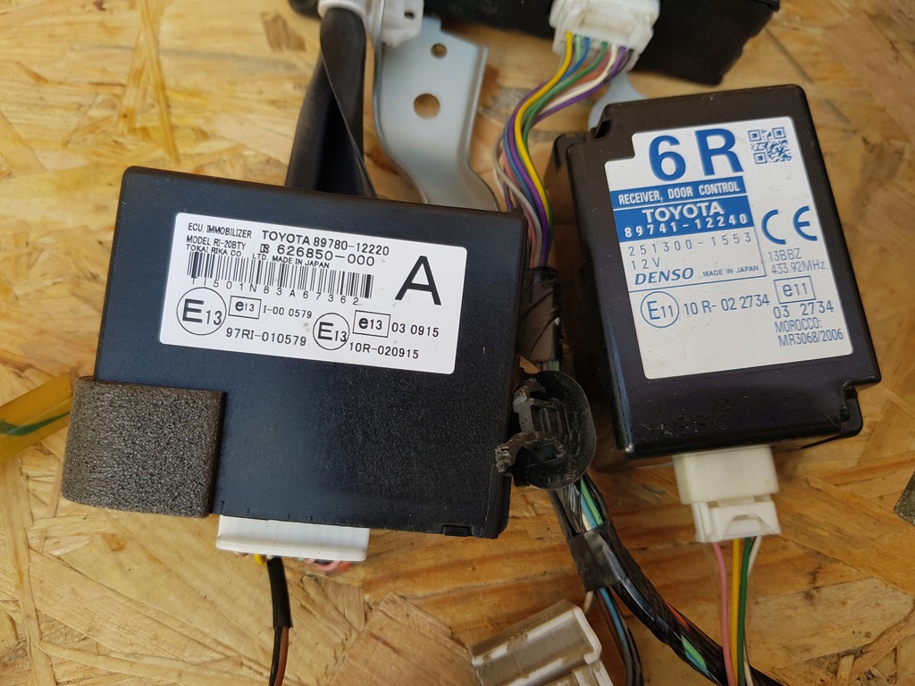 фото №7, Бортовой компьютер замок зажигания набор стартовый toyota corolla e15 1.4 d4d