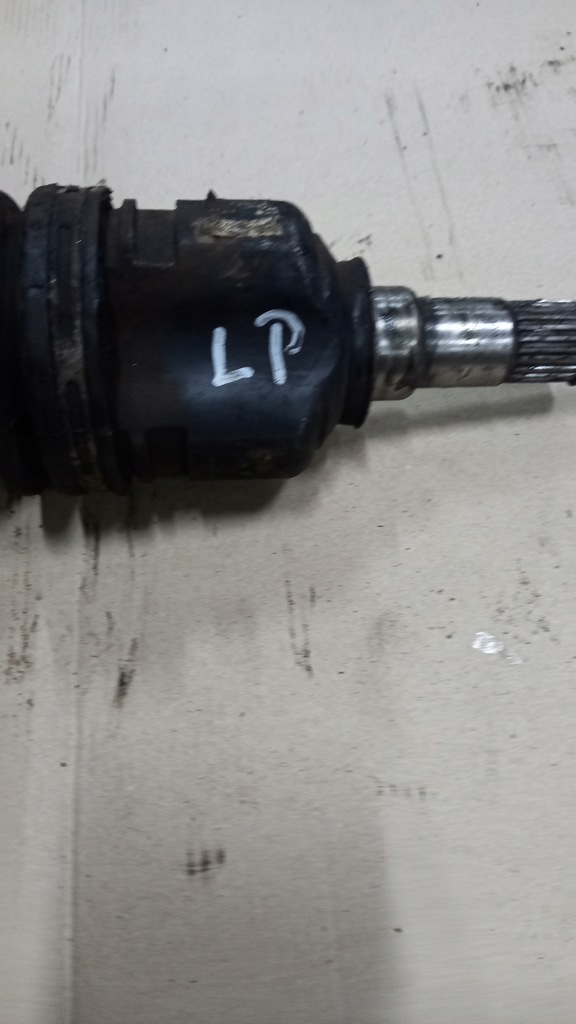 фото №4, Приводной вал левая toyota yaris 1.3b 01r