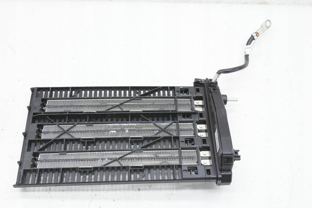 фото №1, Mercedes w205 обігрівач електрична