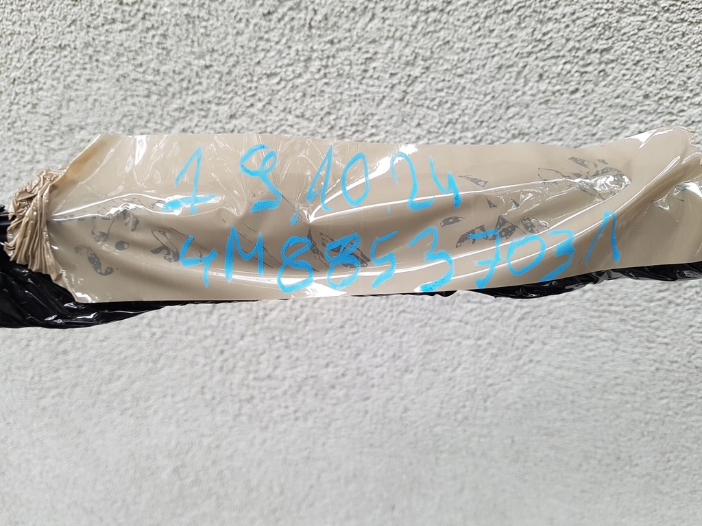 фото №10, Audi aq8 sq8 ліва молдинг дахова 4m8853703a t94