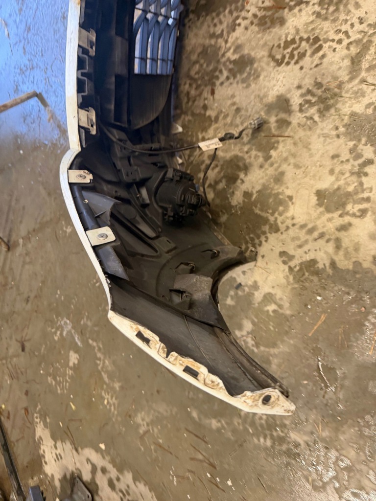 фото №9, Бампер передний перед renault megane iii