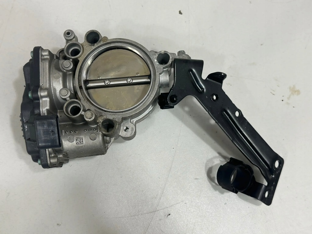 Купить Bmw 4 f32 f33 2019 дроссельная заслонка