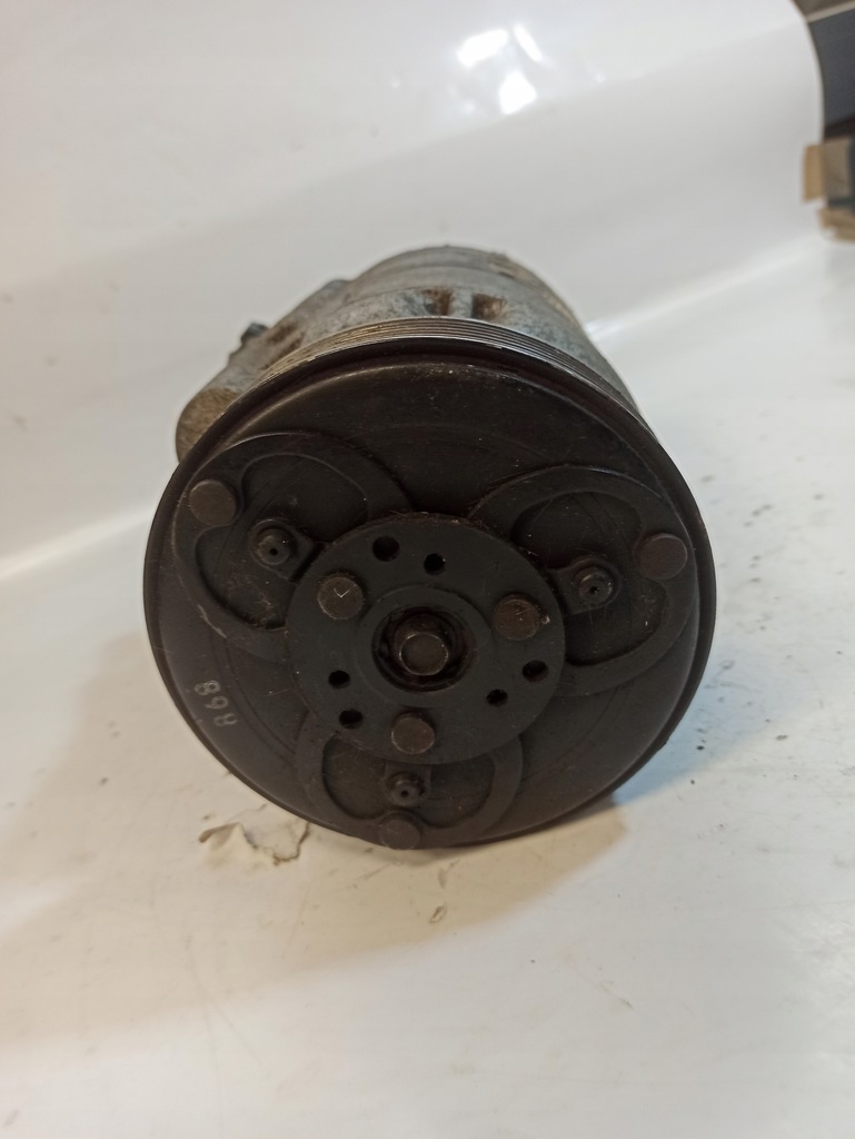 фото №13, Audi a3 1.6 8v компрессор кондиционера 1j0820803b