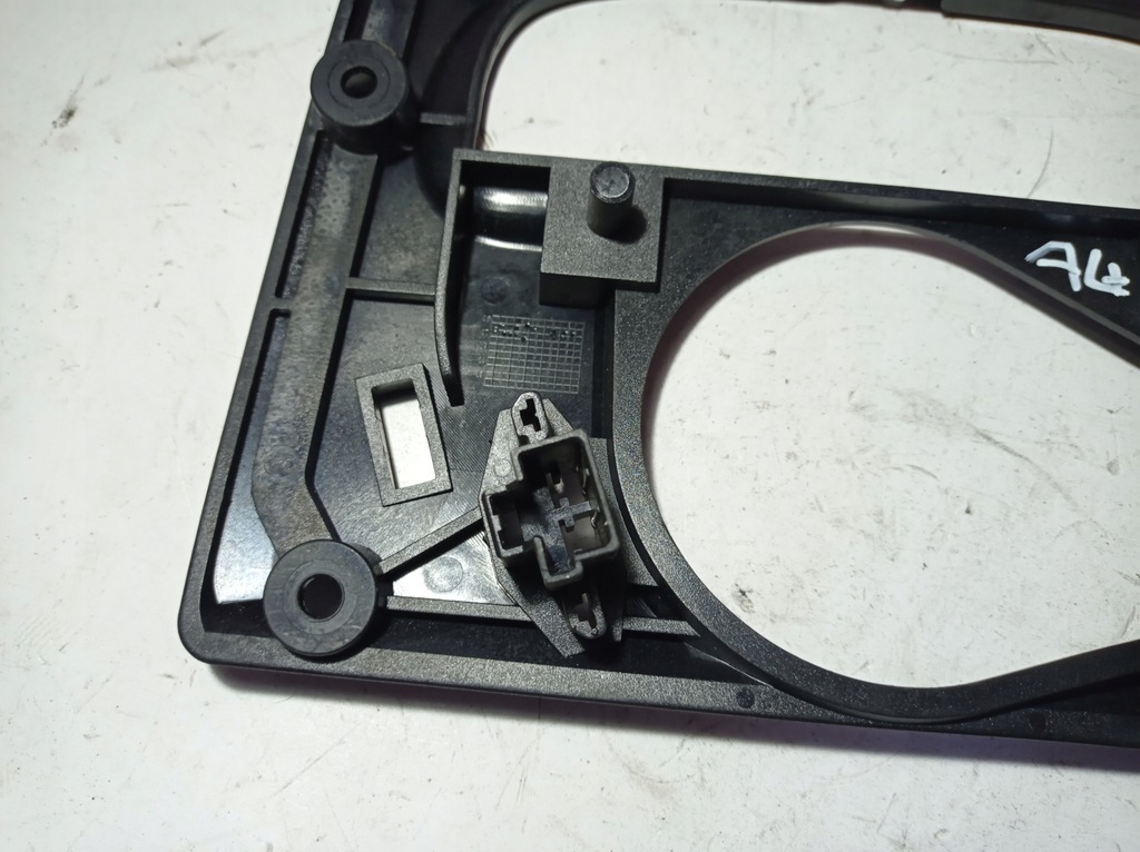 фото №5, Решётка консоли volvo xc90 lift 30766428