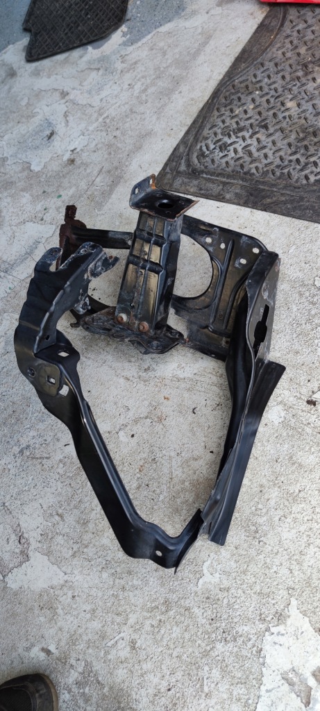 фото №1, Mercedes w219 панель фары левый передний зона деформации