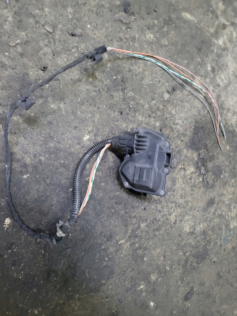 фото №1, Дросельна заслінка вихлоп renault clio iv 147b08010r