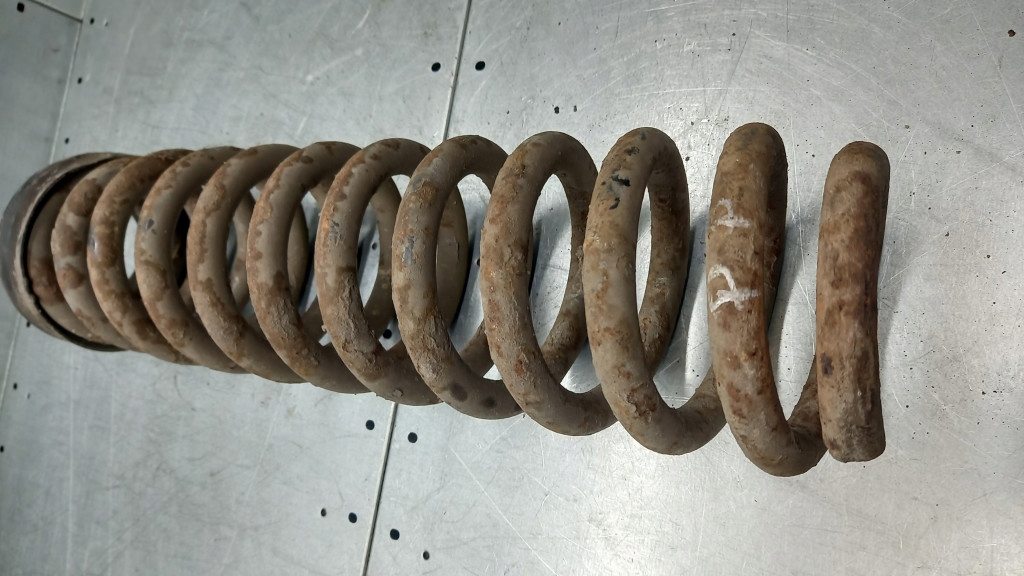 фото №1, Пружина перед права mercedes benz e-klasa w124t 84-89r