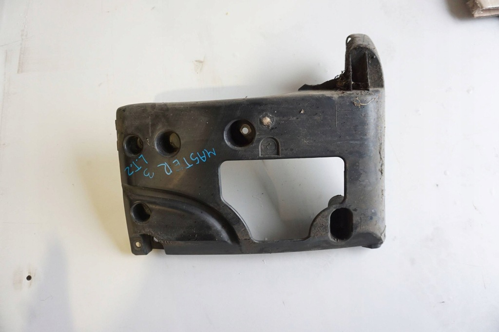 фото №1, Напрямна бампера лівий задня renault master 3 iii