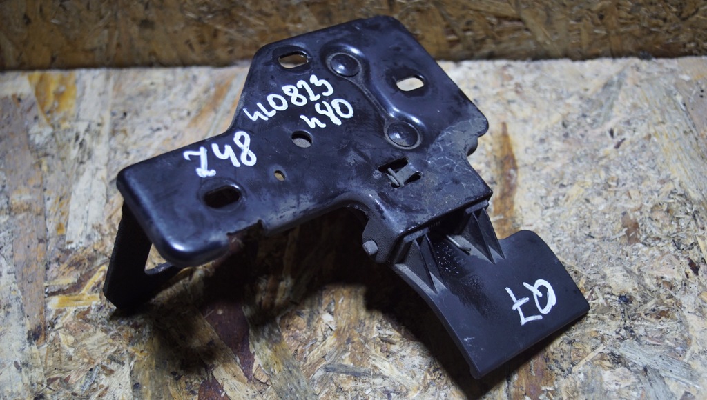 фото №5, Audi q7 4l замок засувка капот 4l0823480